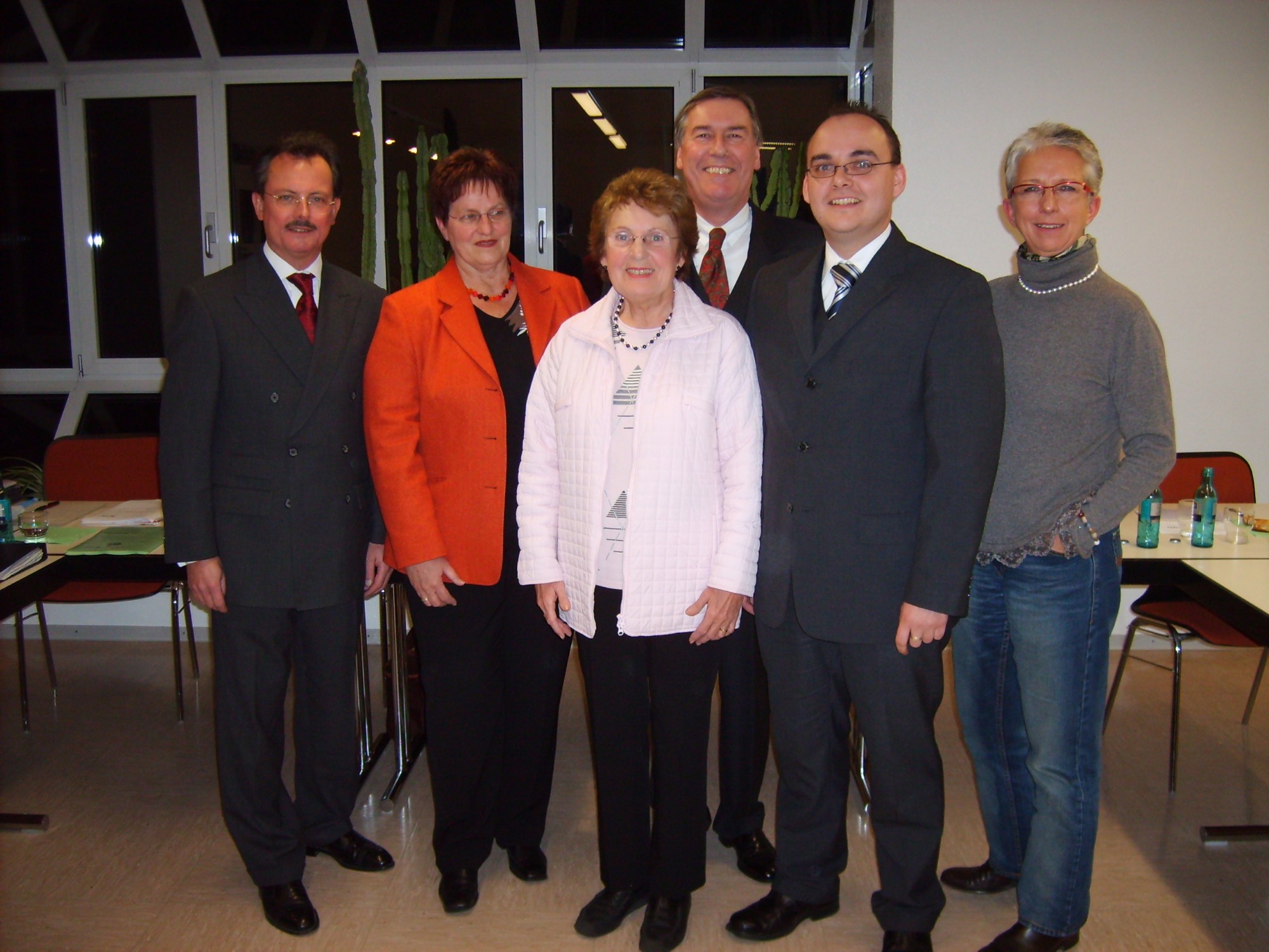 v.l.: Roger Lenhart, MdL. Brigitte Pilz, Helga Oehne, Dr. Michael de Frêne, Uwe Albert, ursula Kraft (CDU-Kreisvorsitzende)